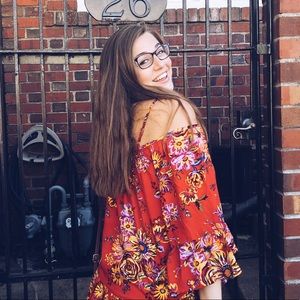 Meet your Posher, Avery